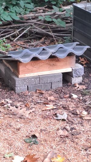 Ein fertiges Igelhaus.