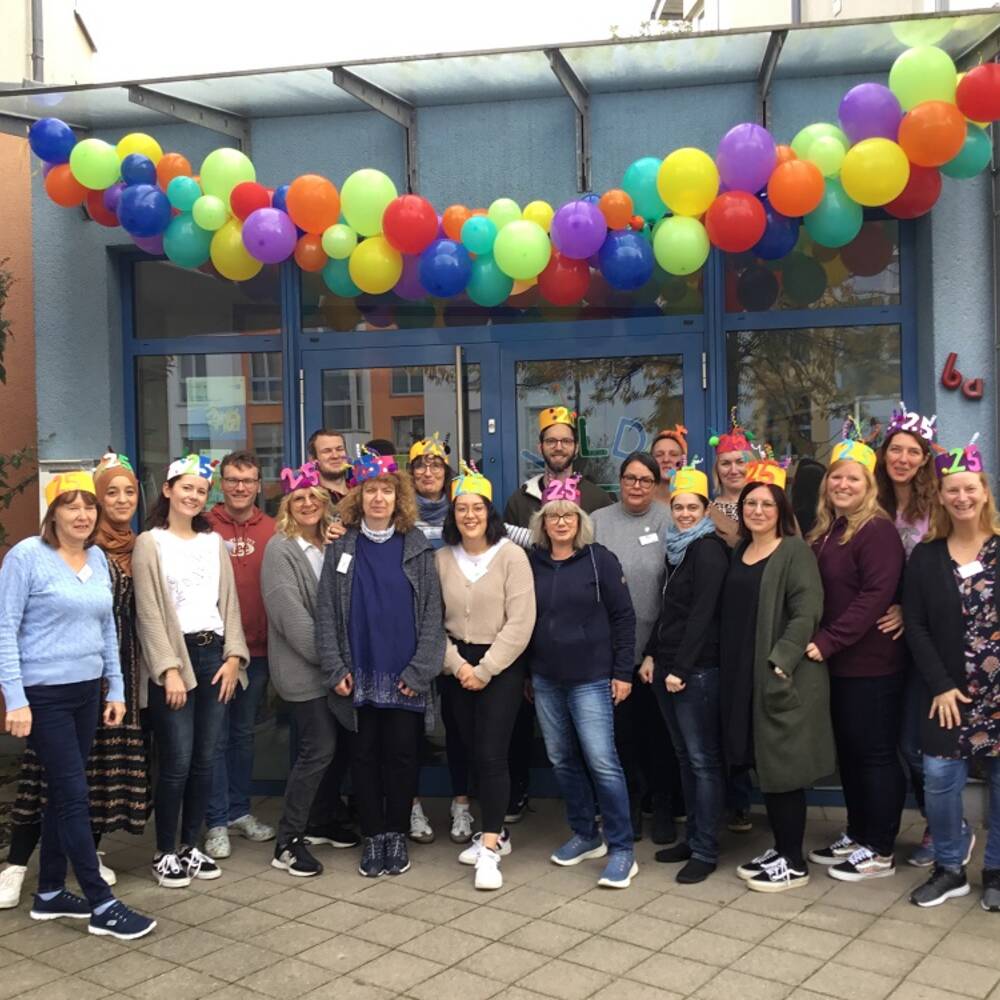 Gruppenbild am Eingang 