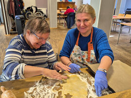 Vorfreude auf Weihnachten in der Tagesstruktur Glück Auf
