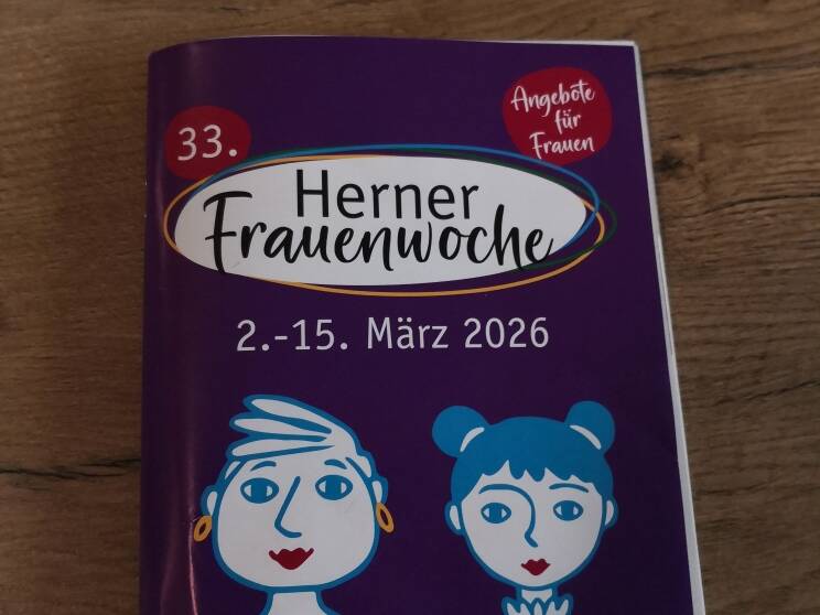 das erste Bild zeigt das Programmheft der Stadt Herne